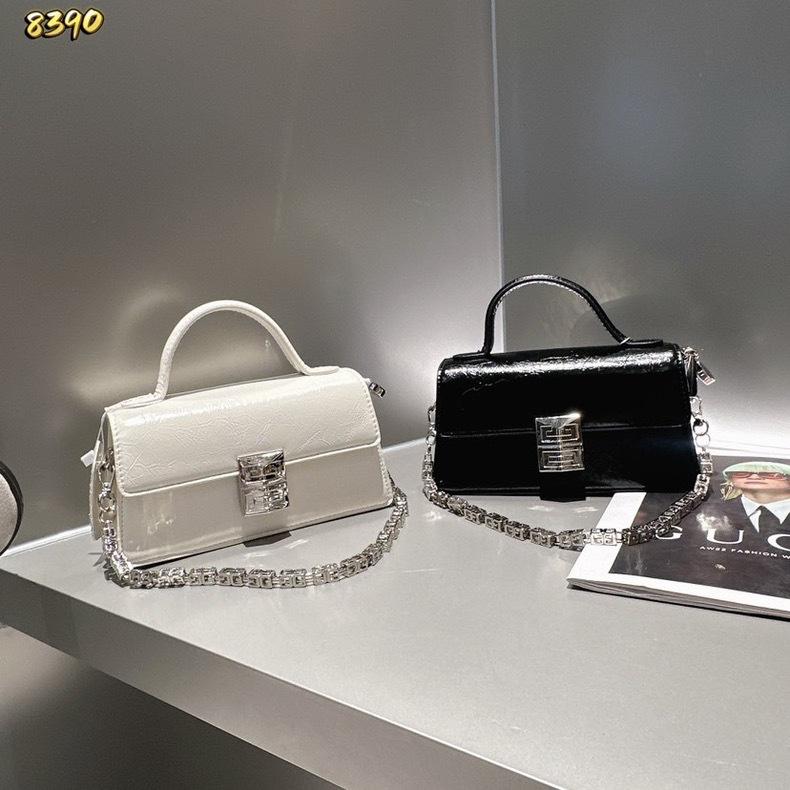 2024 Summer Korean Luxury Chain Crossbody Tote - Women s Small Square Shoulder Bag
2024 Summer Korean Luxury Chain Crossbody Tote - Women s Small Square Shoulder Bag