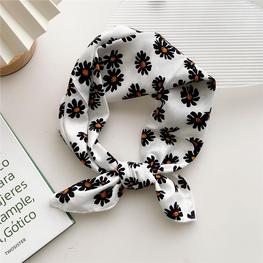 55 Шелковый шарф: Универсальная корейская хлопково-льняная повязка на голову, маленький квадратный платок для женщин — идеально подходит для весенне-осенней моды 55cm
55 Шелковый шарф: Универсальная корейская хлопково-льняная повязка на голову, маленький квадратный платок для женщин — идеально подходит для весенне-осенней моды 55cm