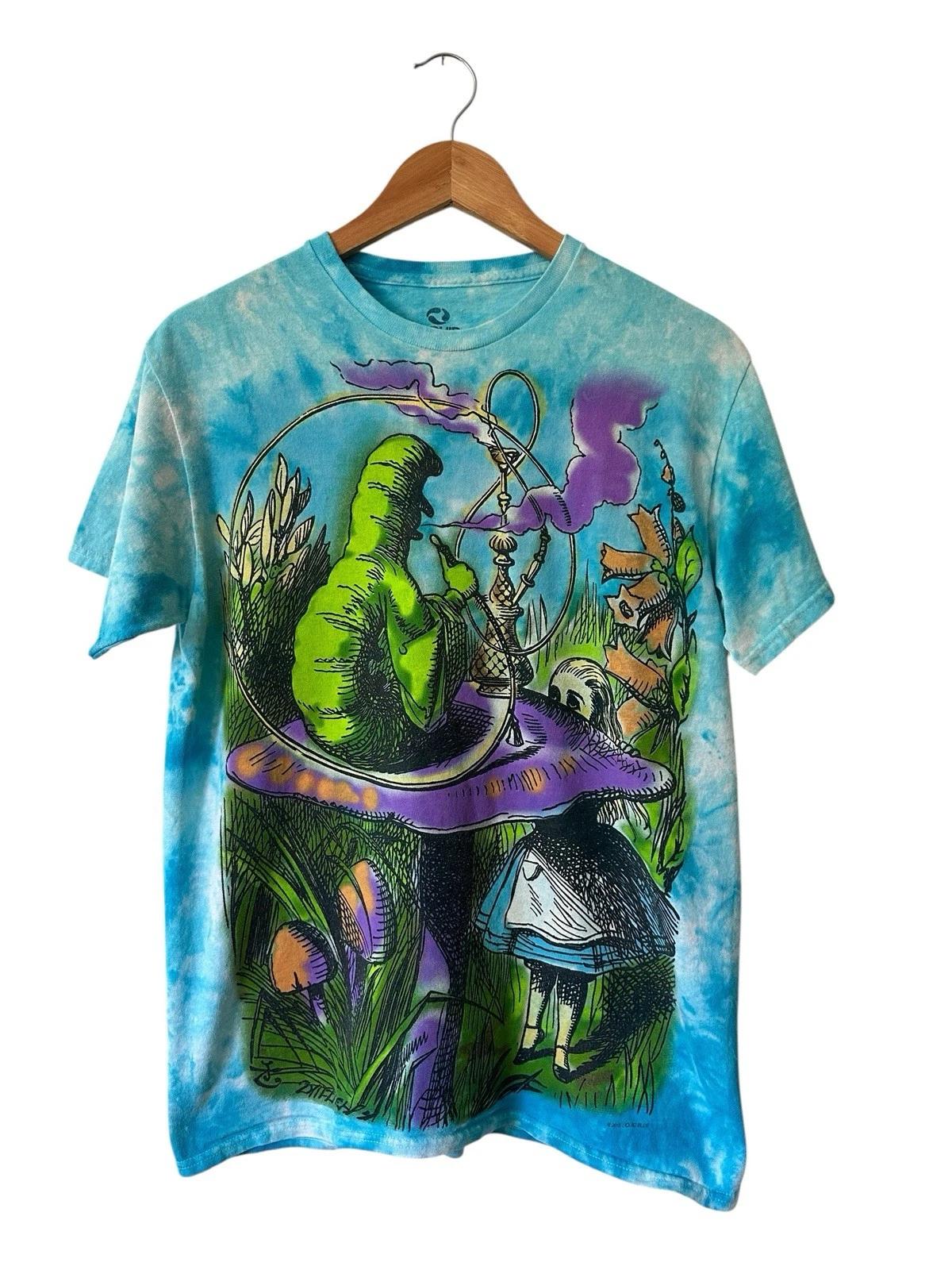 Синяя футболка с tie-dye принтом «Алиса в Стране чудес» Хиппи Триповая Повседневная Мужская MEDIUM S
Синяя футболка с tie-dye принтом «Алиса в Стране чудес» Хиппи Триповая Повседневная Мужская MEDIUM S