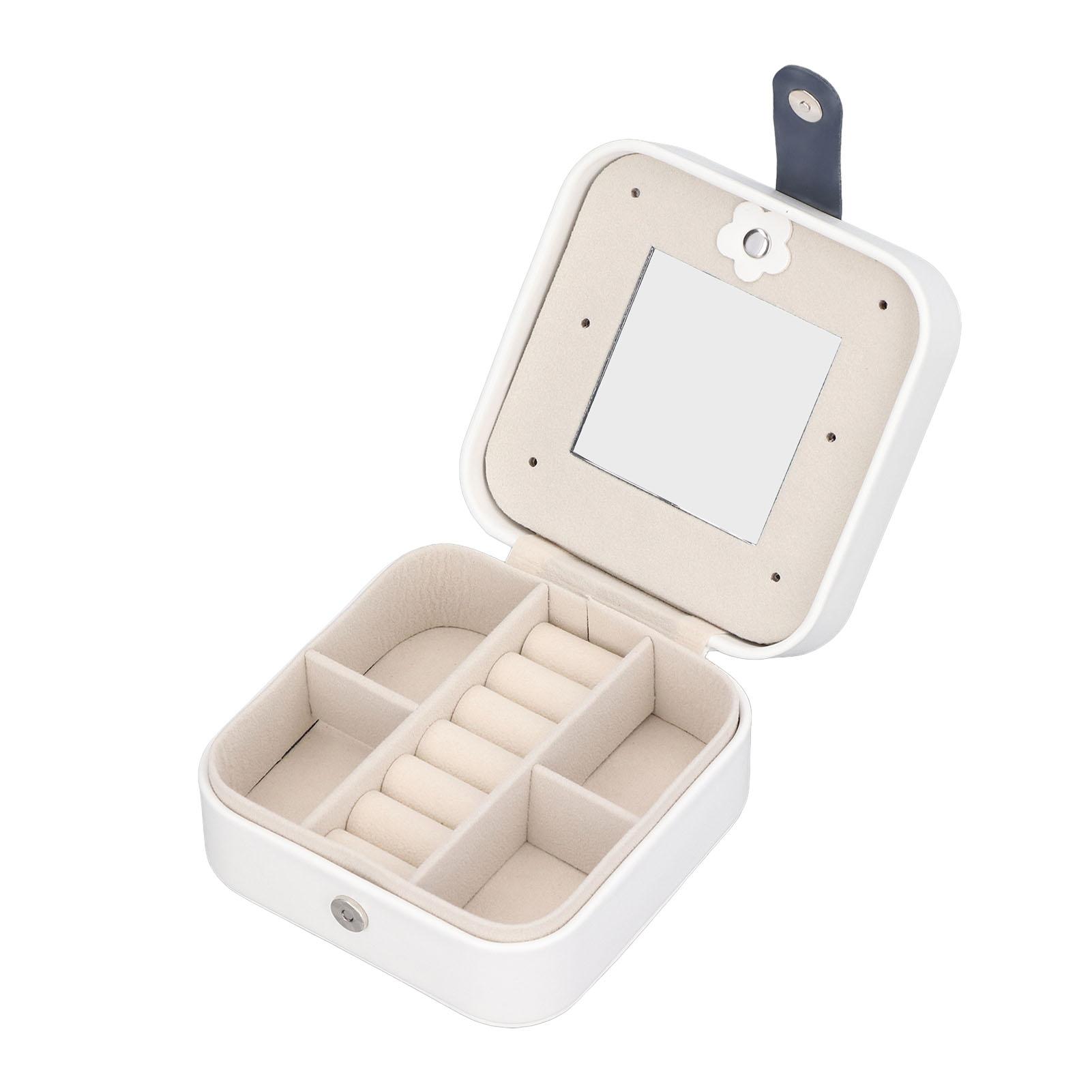 Jewelry Box Compartment Design Convenient Practical Portable Simple Style Travel Jewelry Case for Earrings Rings білий
Jewelry Box Compartment Design Convenient Practical Portable Simple Style Travel Jewelry Case for Earrings Rings білий