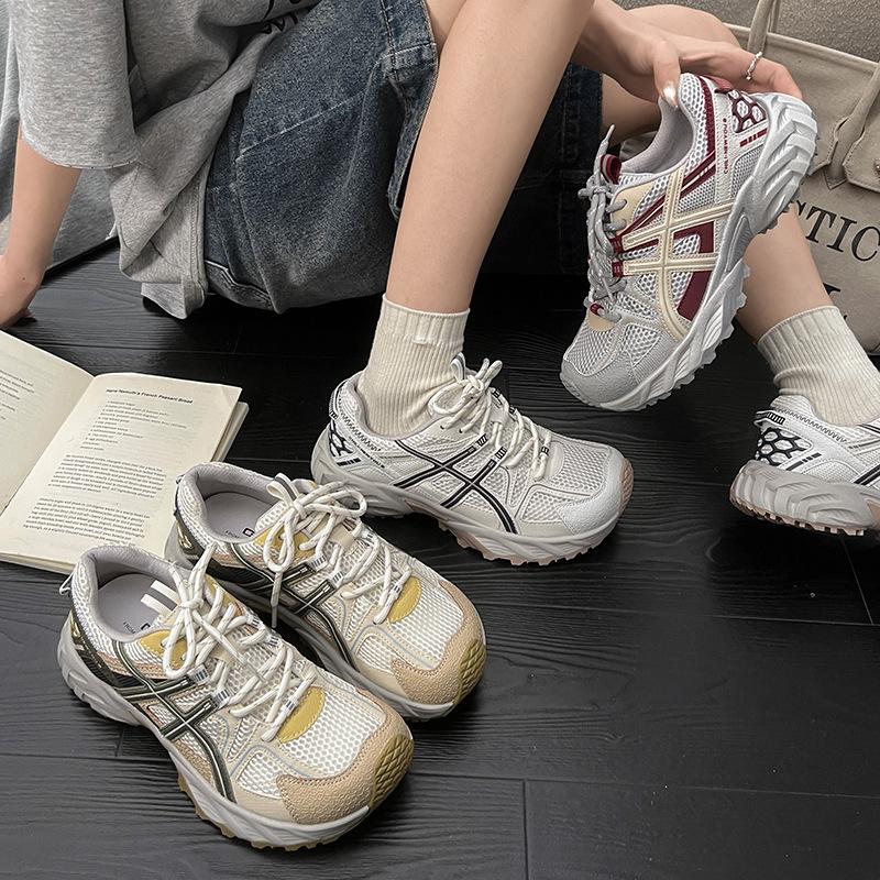 Summer women s single net breathable versatile non-slip casual sports shoes new thin travel running shoes 40 жёлтый
Summer women s single net breathable versatile non-slip casual sports shoes new thin travel running shoes 40 жёлтый