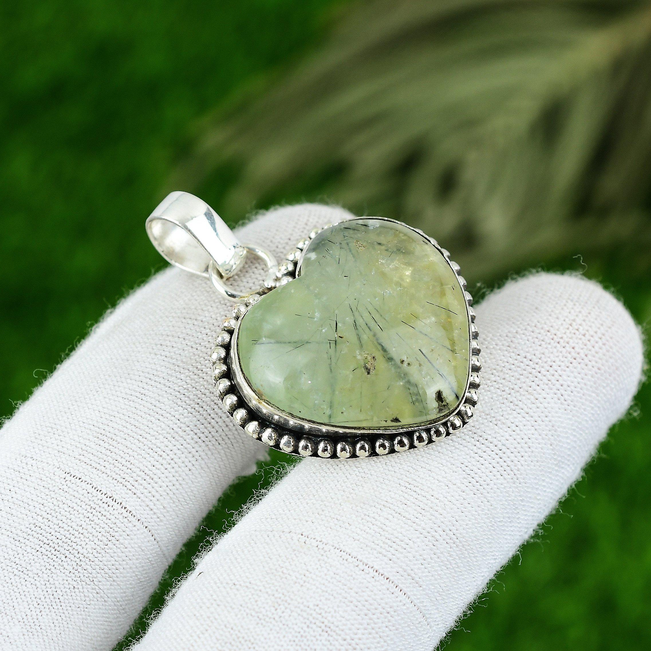 Natural Moss Prehnite Gemstone Jewelry 925 Sterling Silver Pendant For Women
Natural Moss Prehnite Gemstone Jewelry 925 Sterling Silver Pendant For Women