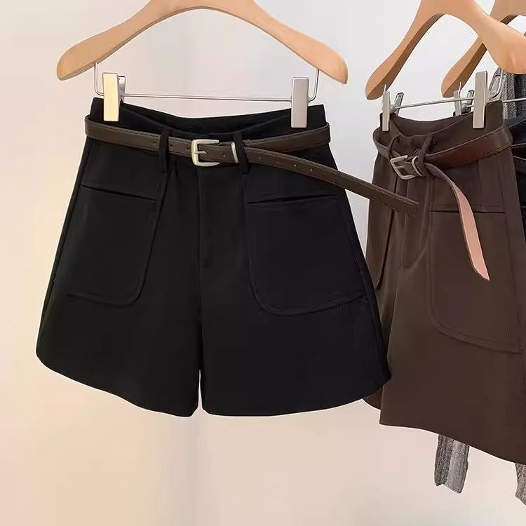 2024 Women s High Waist Woolen A-Line Shorts - Thick Autumn/Winter Fashion, Slimming Wide Leg S
2024 Women s High Waist Woolen A-Line Shorts - Thick Autumn/Winter Fashion, Slimming Wide Leg S