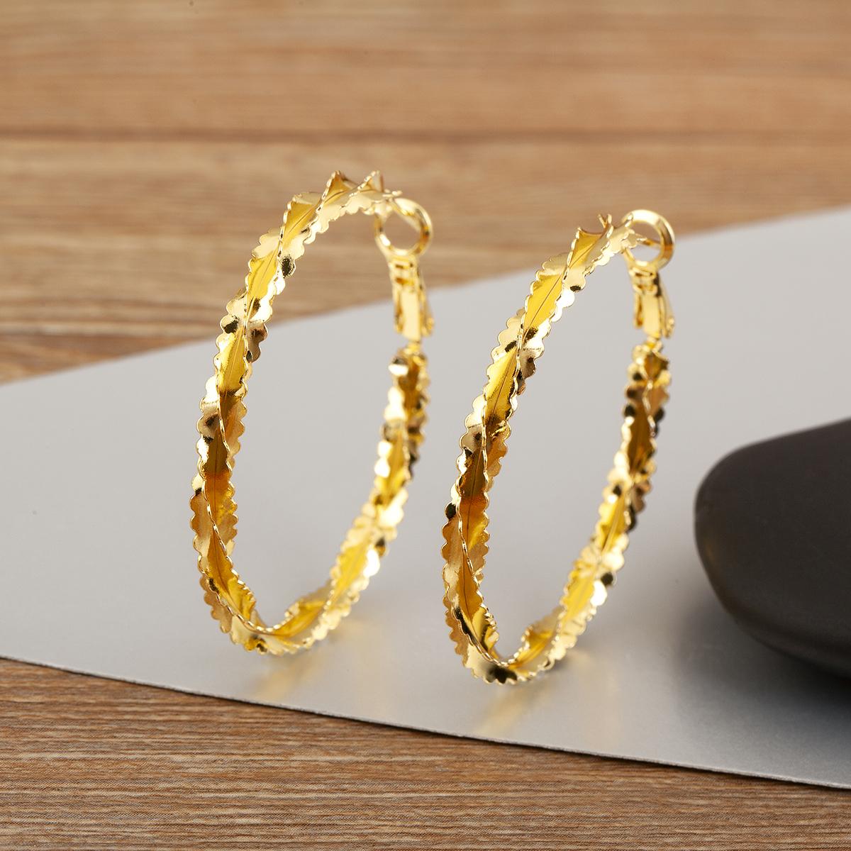 Nidin Hot Sale Elegant Aesthetic Round Big Circle Hoop Earrings 5 Styles For Women Girl Vintage Wedding Party Ear Jewelry Gifts
Nidin Hot Sale Elegant Aesthetic Round Big Circle Hoop Earrings 5 Styles For Women Girl Vintage Wedding Party Ear Jewelry Gifts