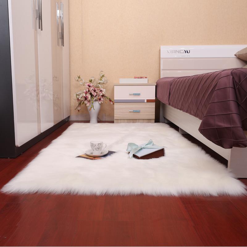 Fluffy Imitation Wool Plush Carpet for Living Room or Bedroom 60x150cm
Fluffy Imitation Wool Plush Carpet for Living Room or Bedroom 60x150cm