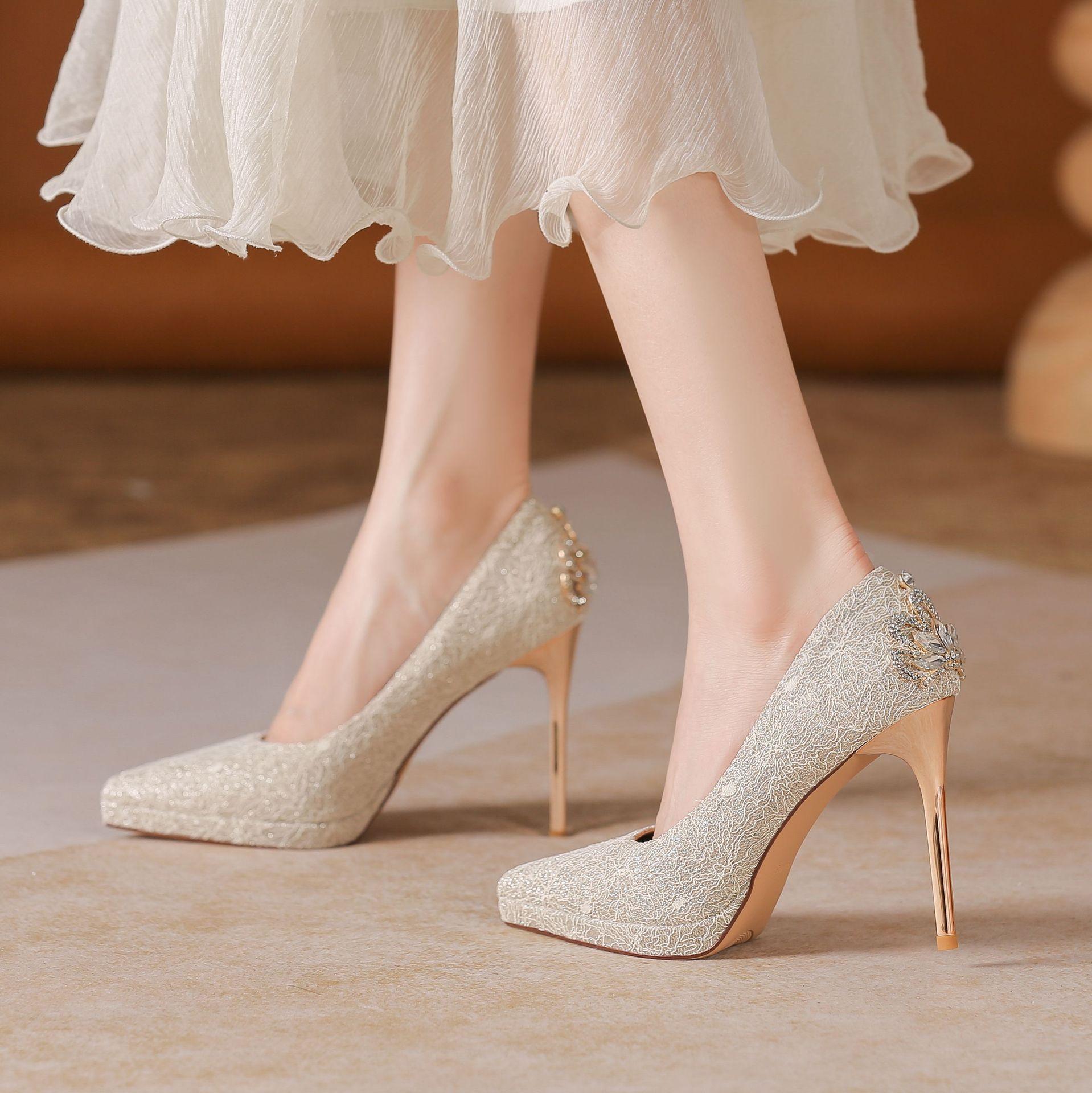 - Waterproof table banquet dress bridesmaid shoes wedding shoes rhinestone temperament crown high heels Muse pointed shoes 34 срібний
- Waterproof table banquet dress bridesmaid shoes wedding shoes rhinestone temperament crown high heels Muse pointed shoes 34 срібний