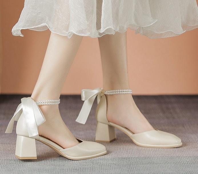 2025 summer new sandals women s thick heel bag head single shoes pearl chain hollow sandals square head shallow mouth high heel single shoes 34
2025 summer new sandals women s thick heel bag head single shoes pearl chain hollow sandals square head shallow mouth high heel single shoes 34