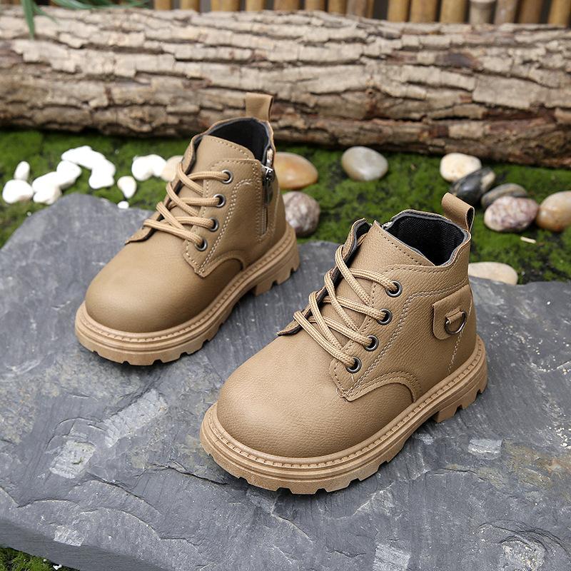 2025 осень и зима новые детские ботинки Мартин на мягкой подошве, модные маленькие желтые ботинки, мужские и женские, средние и детские, кожаные ботинки на боковой молнии 48 pairs of 21-26 yards FCL хаки
2025 осень и зима новые детские ботинки Мартин на мягкой подошве, модные маленькие желтые ботинки, мужские и женские, средние и детские, кожаные ботинки на боковой молнии 48 pairs of 21-26 yards FCL хаки