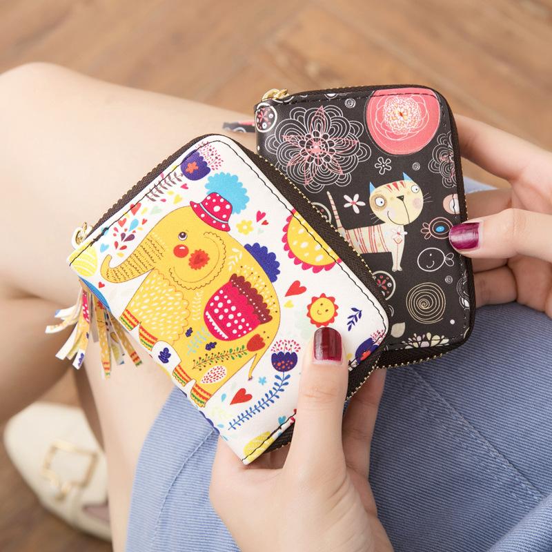 Cartoon zipper card bag, female multi-card anti-theft brush, organ card bag, small change bag.
Cartoon zipper card bag, female multi-card anti-theft brush, organ card bag, small change bag.