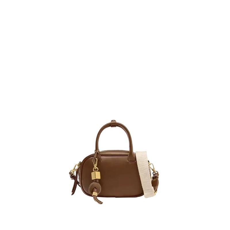 Wide Strap Women s Vintage Crossbody Bag Summer Tote Ladies Luxury Handbags Small Bost Bags For Female світло-коричневого кольору
Wide Strap Women s Vintage Crossbody Bag Summer Tote Ladies Luxury Handbags Small Bost Bags For Female світло-коричневого кольору