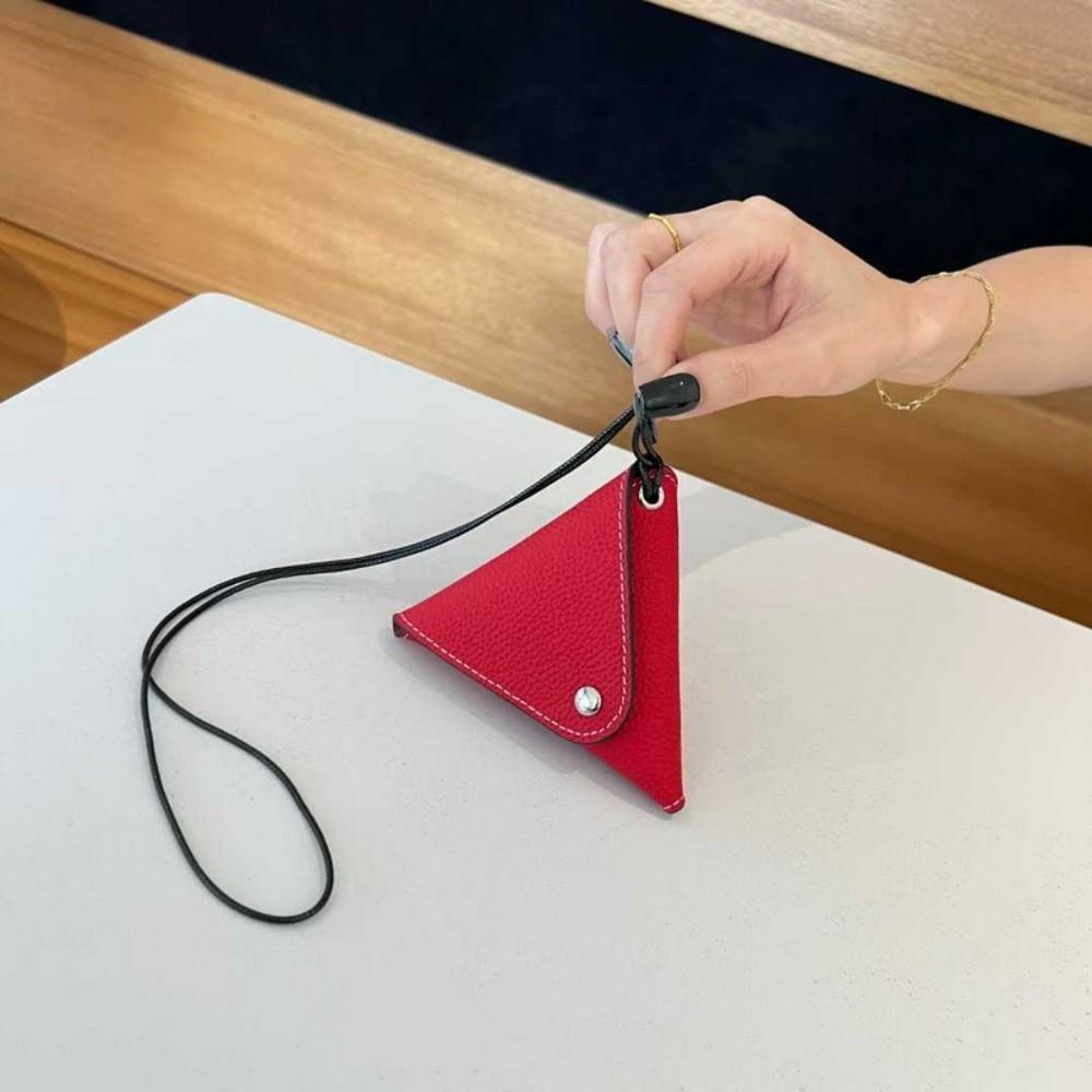 Elegant Folding Triangle Pouch Anti-splash Water Mini Hanging Neck Coin Purse Vintage Solid Color Detachable Earphone Bag красный
Elegant Folding Triangle Pouch Anti-splash Water Mini Hanging Neck Coin Purse Vintage Solid Color Detachable Earphone Bag красный