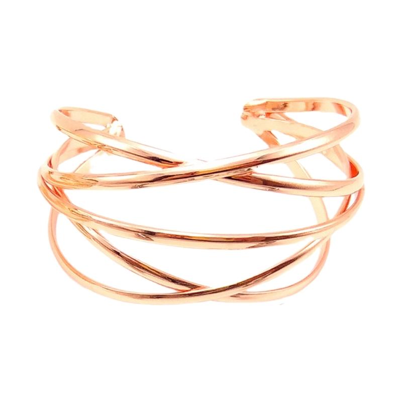 Stylish Hollow Irregular Bangles Unique Hollow Wristbands Punk Cuff Geometric Bracelets Suitable for Various Occasion
Stylish Hollow Irregular Bangles Unique Hollow Wristbands Punk Cuff Geometric Bracelets Suitable for Various Occasion