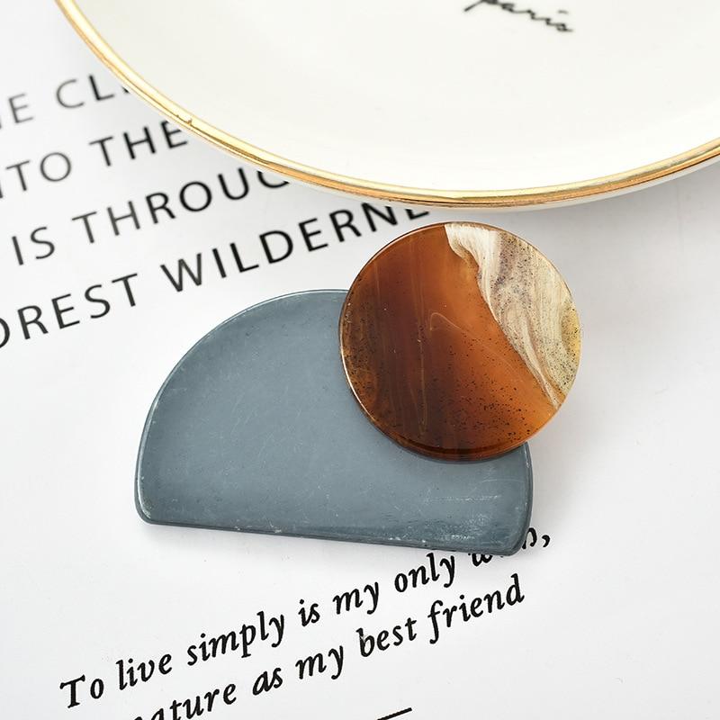 Качественные акриловые броши Blucome, разноцветные для мужчин и женщин, повседневный костюм, вечеринка синий
Качественные акриловые броши Blucome, разноцветные для мужчин и женщин, повседневный костюм, вечеринка синий