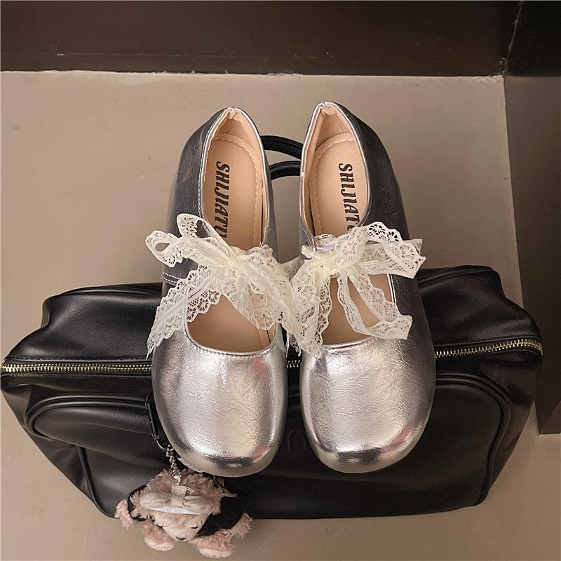 Французские кружевные шнурки туфли-лодочки женская верхняя одежда 2025 осень новая плоские кружева бант Мэри Джейн туфли-лодочки 40 серебряный
Французские кружевные шнурки туфли-лодочки женская верхняя одежда 2025 осень новая плоские кружева бант Мэри Джейн туфли-лодочки 40 серебряный