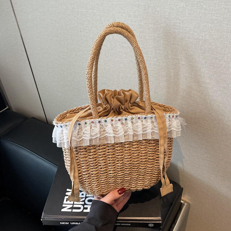 New pastoral lace straw bag lace vacation straw bag soft girl messenger handbag хаки
New pastoral lace straw bag lace vacation straw bag soft girl messenger handbag хаки
