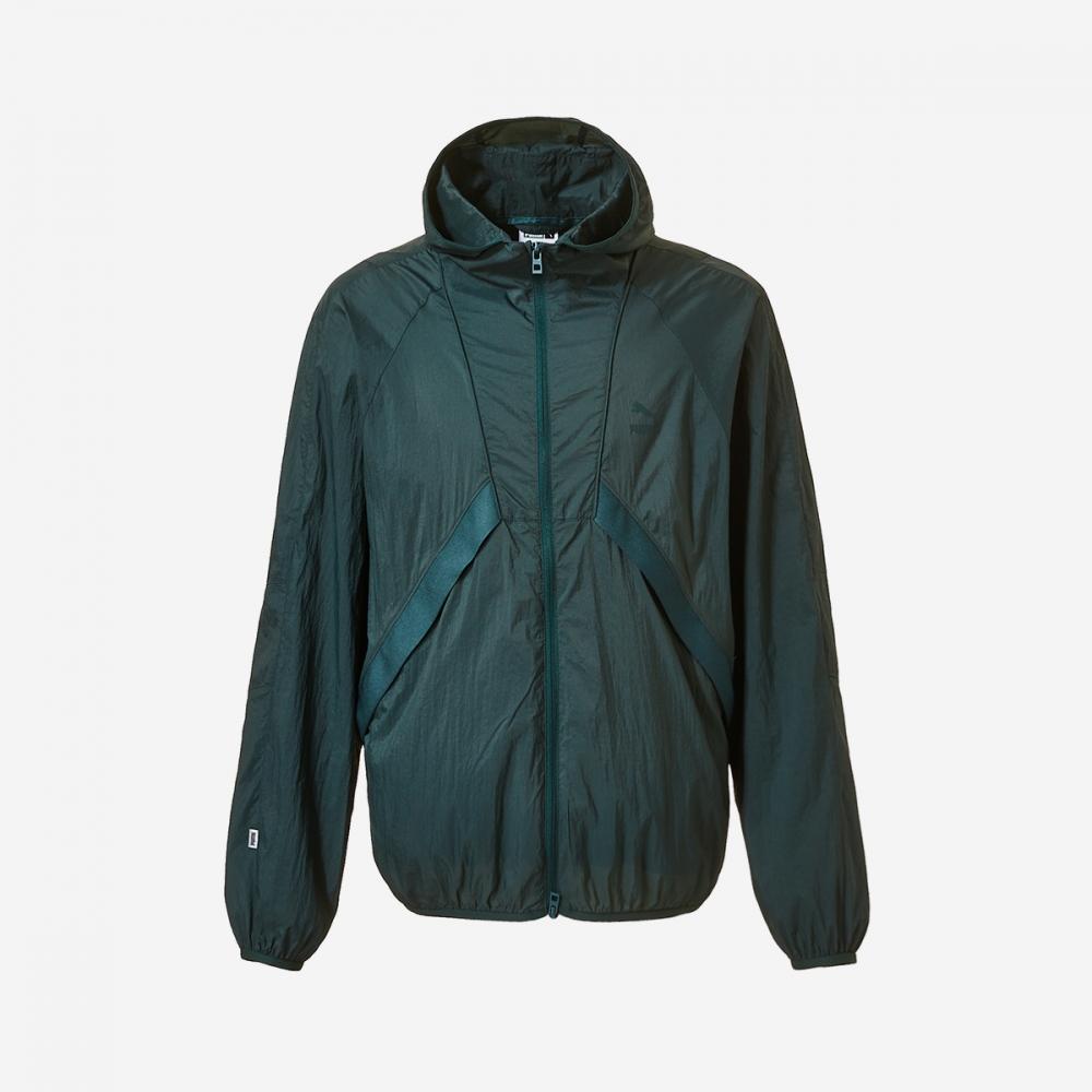 Легкая компактная куртка Puma Utility Adriatic 
Легкая компактная куртка Puma Utility Adriatic