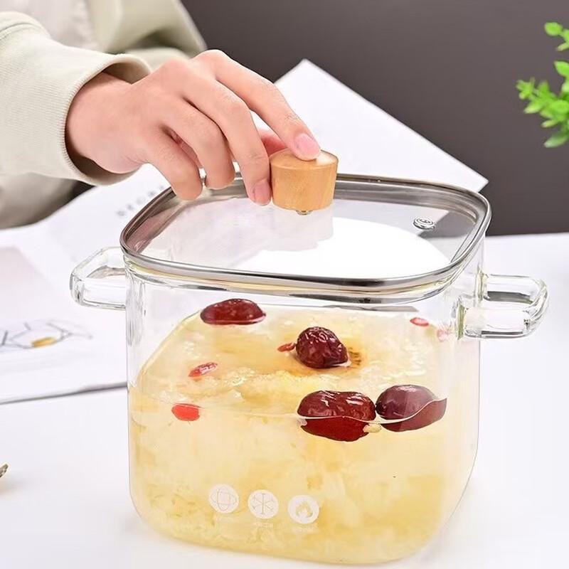 ZISIZ Square Glass Pot with Wooden Lid
ZISIZ Square Glass Pot with Wooden Lid