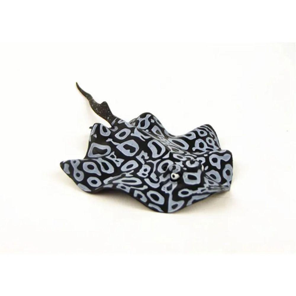 2pcs Glowing Simulation Fish Floating Luminous Animal Sculpture Artificial Devil Goldfish Gift
2pcs Glowing Simulation Fish Floating Luminous Animal Sculpture Artificial Devil Goldfish Gift