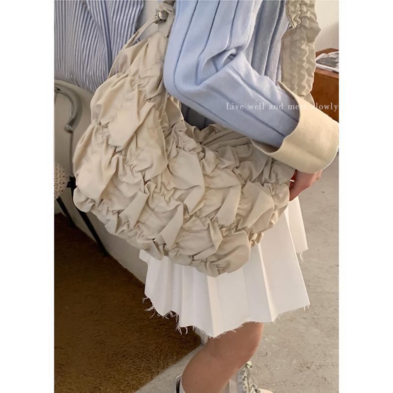 Sweet girly pleated bag 22 new large-capacity tote bag simple nylon cloth shoulder messenger bag хакі
Sweet girly pleated bag 22 new large-capacity tote bag simple nylon cloth shoulder messenger bag хакі
