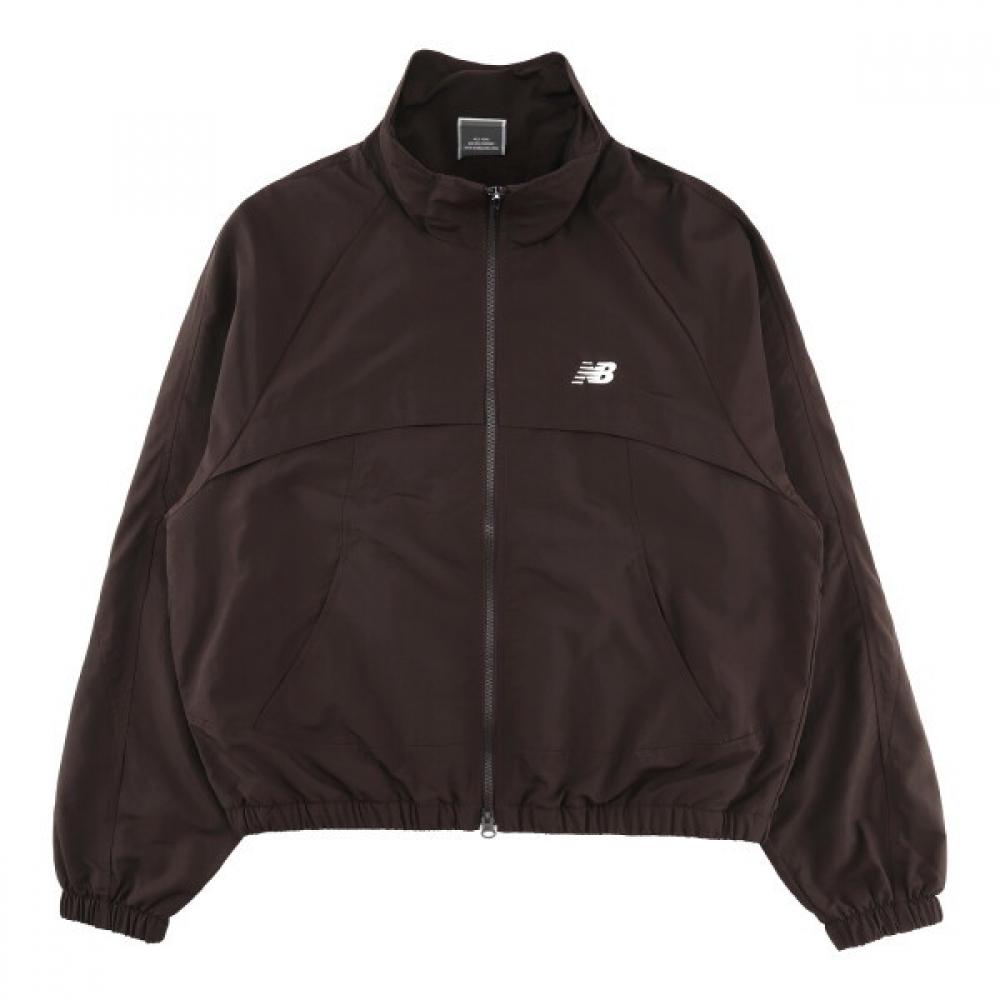 New Balance Женская разминочная куртка Heritage Nbnaf3w012 L(95)
New Balance Женская разминочная куртка Heritage Nbnaf3w012 L(95)