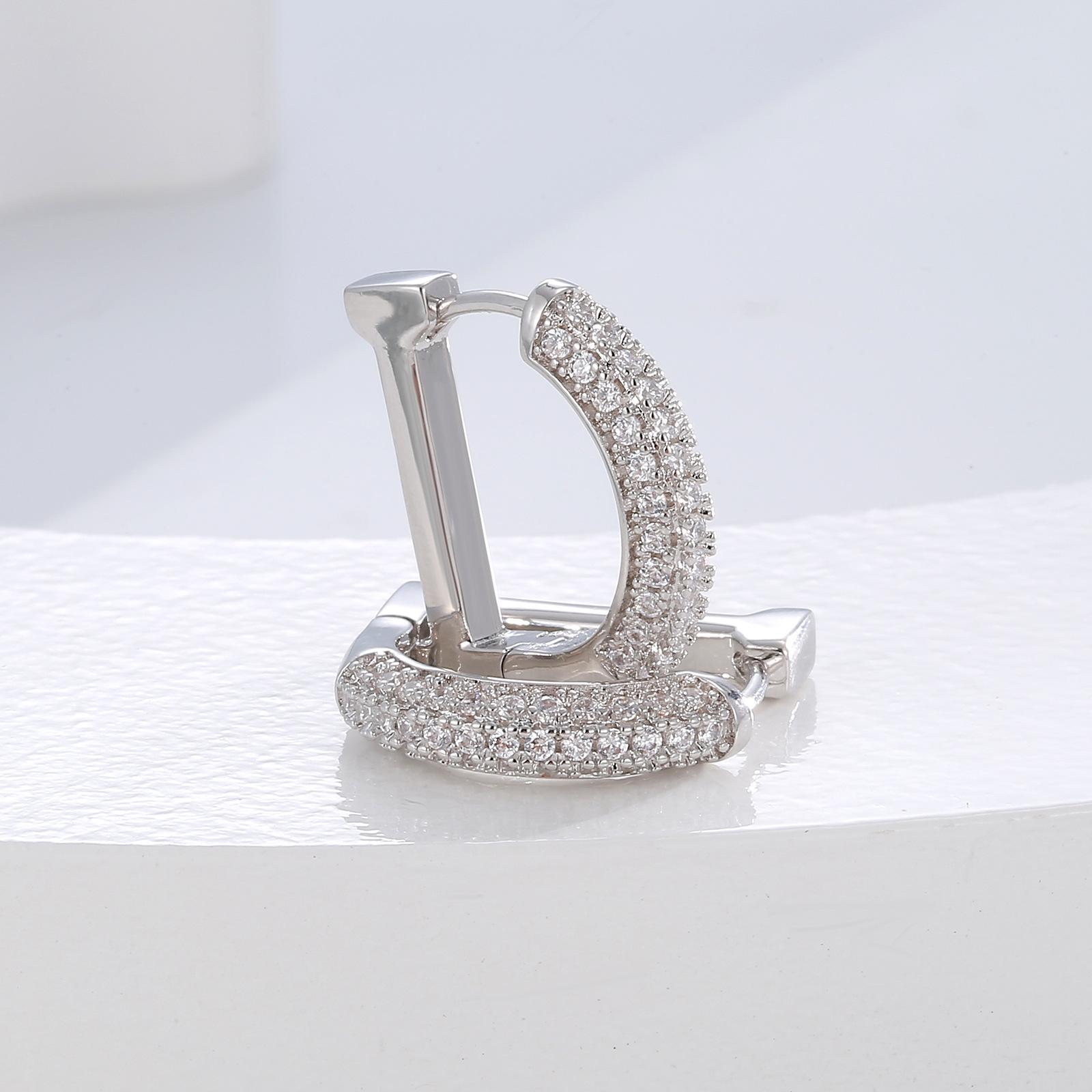 Geometric zircon zircon cartilage earrings niche high-end earrings earrings a set of fashion
Geometric zircon zircon cartilage earrings niche high-end earrings earrings a set of fashion