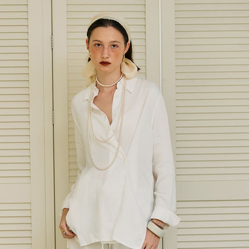 1064STUDIO QUIET PEARL N (3 types) A type
1064STUDIO QUIET PEARL N (3 types) A type