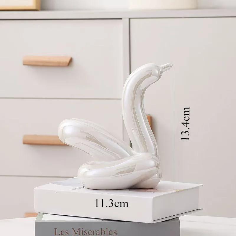 Mini Balloon Swan Ceramic Sculpture 13.4cm, Abstract Modern Desktop Ornament for Study Home Office Decor, Gift білий
Mini Balloon Swan Ceramic Sculpture 13.4cm, Abstract Modern Desktop Ornament for Study Home Office Decor, Gift білий
