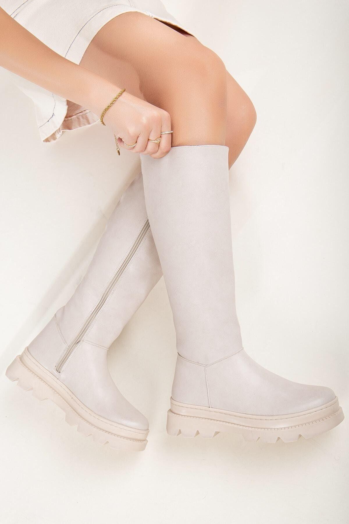 Женские современные стильные модные ботинки, ботинки из искусственной кожи, бежевые стильные сапоги до колена, сапоги для верховой езды 37
Женские современные стильные модные ботинки, ботинки из искусственной кожи, бежевые стильные сапоги до колена, сапоги для верховой езды 37