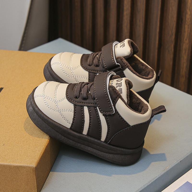 Winter New Children s Sports Shoes Winter Thickened Warm Casual Shoes for Boys and Girls Soft soled Non slip Cotton Shoes 24
Winter New Children s Sports Shoes Winter Thickened Warm Casual Shoes for Boys and Girls Soft soled Non slip Cotton Shoes 24
