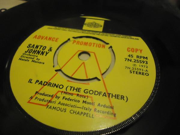 7inch Record SANTO & JOHNNY - Il Padrino (The Godfather) 7N25593 Pye Internation 1972 UK Pop Used
7inch Record SANTO & JOHNNY - Il Padrino (The Godfather) 7N25593 Pye Internation 1972 UK Pop Used