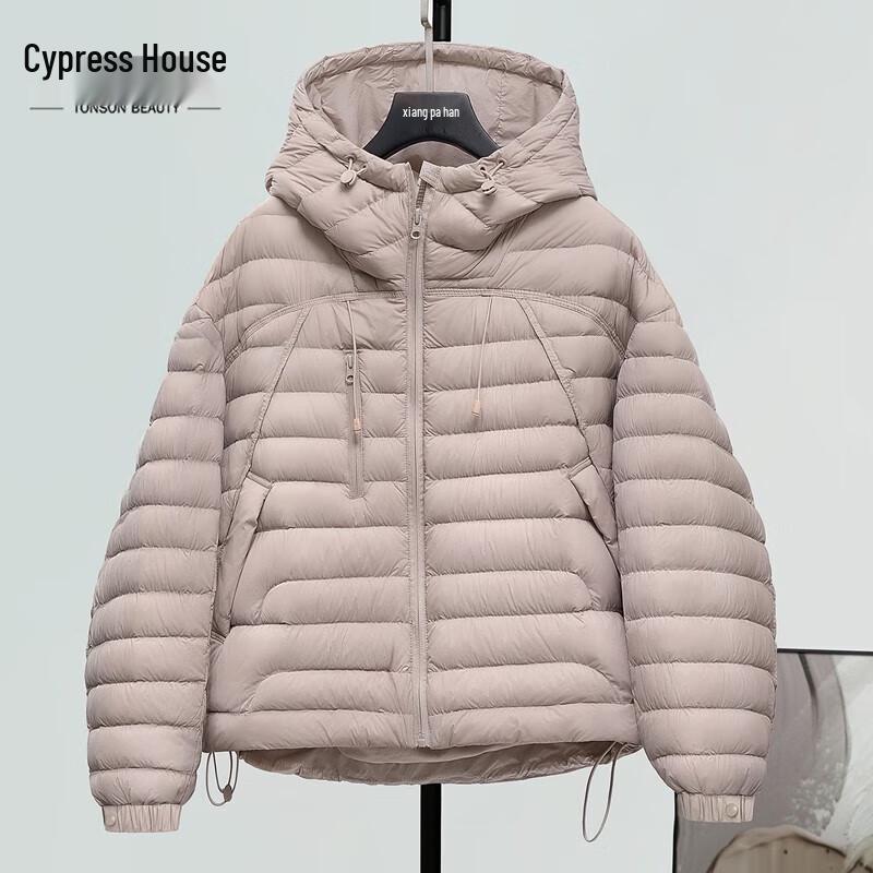 Женская легкая куртка Silkbay с капюшоном, 90% пух утки L
Женская легкая куртка Silkbay с капюшоном, 90% пух утки L