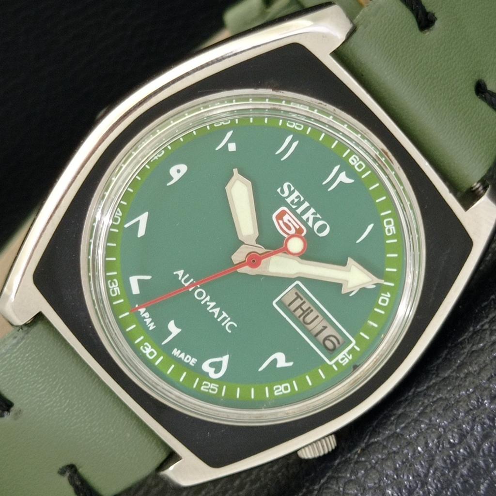 ВЖИВАНІ ВІНТАЖНІ ЧОЛОВІЧІ АВТОМАТИЧНІ ГОДИННИКИ SEIKO 5 JAPAN З ЗЕЛЕНИМ АРАБСЬКИМ ЦИФЕРБЛАТОМ a434657-2 R121-a434657
ВЖИВАНІ ВІНТАЖНІ ЧОЛОВІЧІ АВТОМАТИЧНІ ГОДИННИКИ SEIKO 5 JAPAN З ЗЕЛЕНИМ АРАБСЬКИМ ЦИФЕРБЛАТОМ a434657-2 R121-a434657