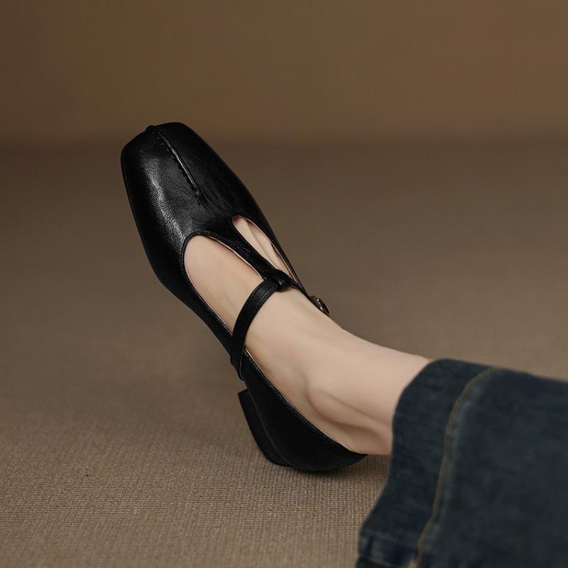 New four-season wear one-pedal single shoes square head low heel large and small size women s shoes foot cover solid color casual square heel s 43 (customized non-return and exchange) чёрный
New four-season wear one-pedal single shoes square head low heel large and small size women s shoes foot cover solid color casual square heel s 43 (customized non-return and exchange) чёрный