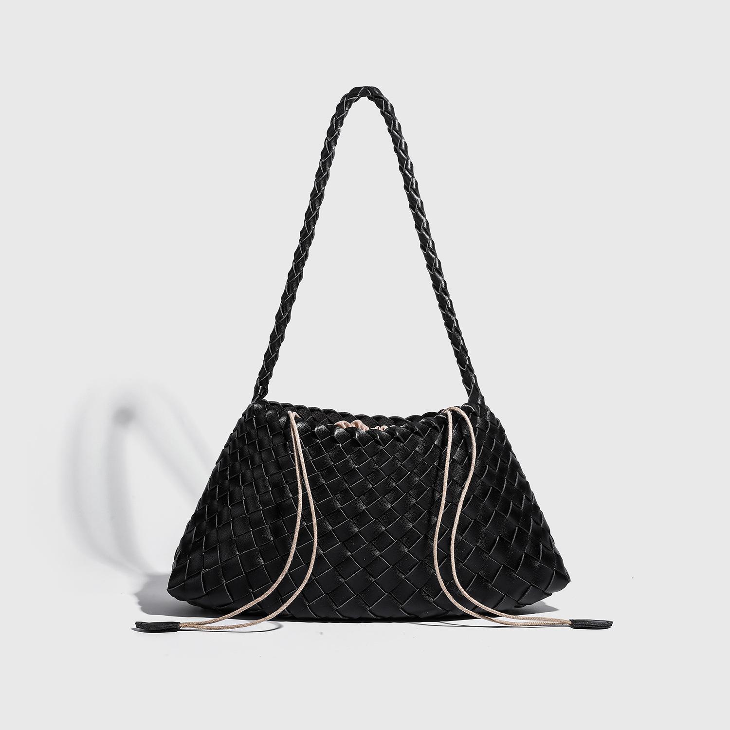 Handmade woven single-shoulder underarm bag for women, 2025 new model, high-end versatile vintage handbag with matching pouch 31*11*14CM чёрный
Handmade woven single-shoulder underarm bag for women, 2025 new model, high-end versatile vintage handbag with matching pouch 31*11*14CM чёрный