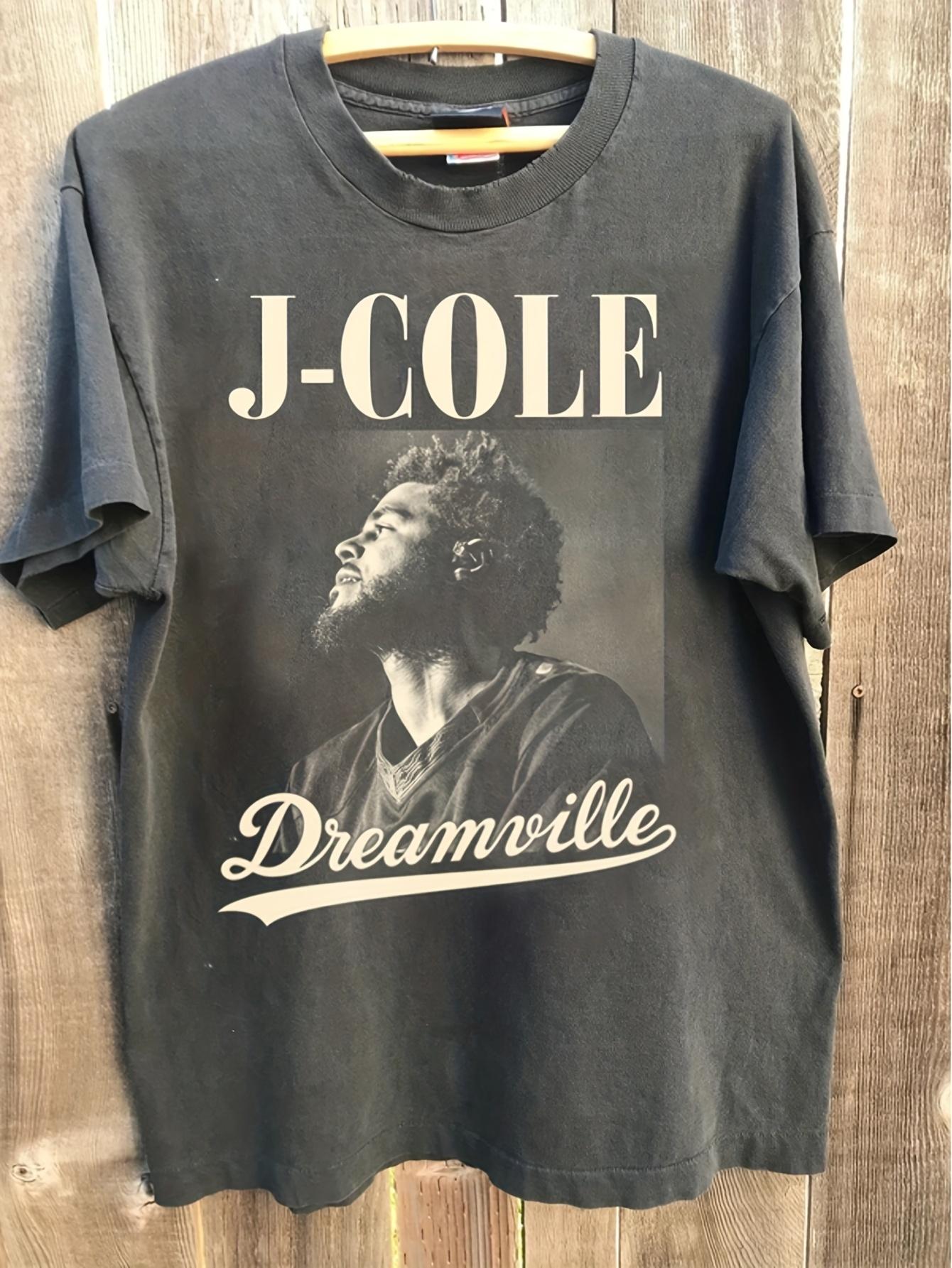 2026 J Cole Dreamville Pattern TShirt Unisex HA6017 Pure Cotton Couple Streetwear oversized t shirt men clothing 4XL
2026 J Cole Dreamville Pattern TShirt Unisex HA6017 Pure Cotton Couple Streetwear oversized t shirt men clothing 4XL