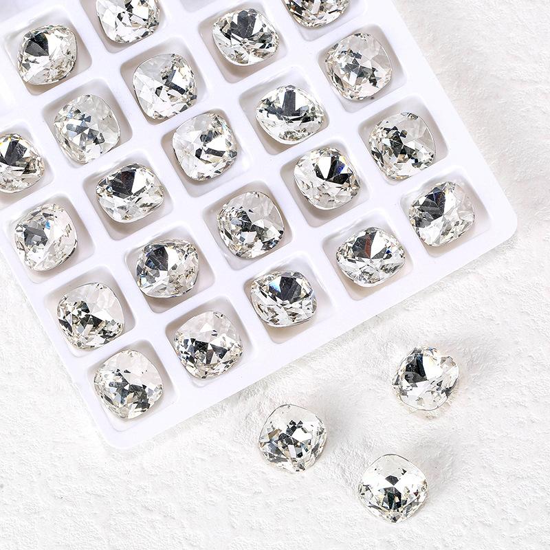 Nail Art Fat Square Diamond Shijia Same K9 высококачественный квадратный бриллиант Diy Jewelry Accessories Наклейка для ногтей Дрель с кристаллическим острым дном K9 6mm (20pcs)
Nail Art Fat Square Diamond Shijia Same K9 высококачественный квадратный бриллиант Diy Jewelry Accessories Наклейка для ногтей Дрель с кристаллическим острым дном K9 6mm (20pcs)