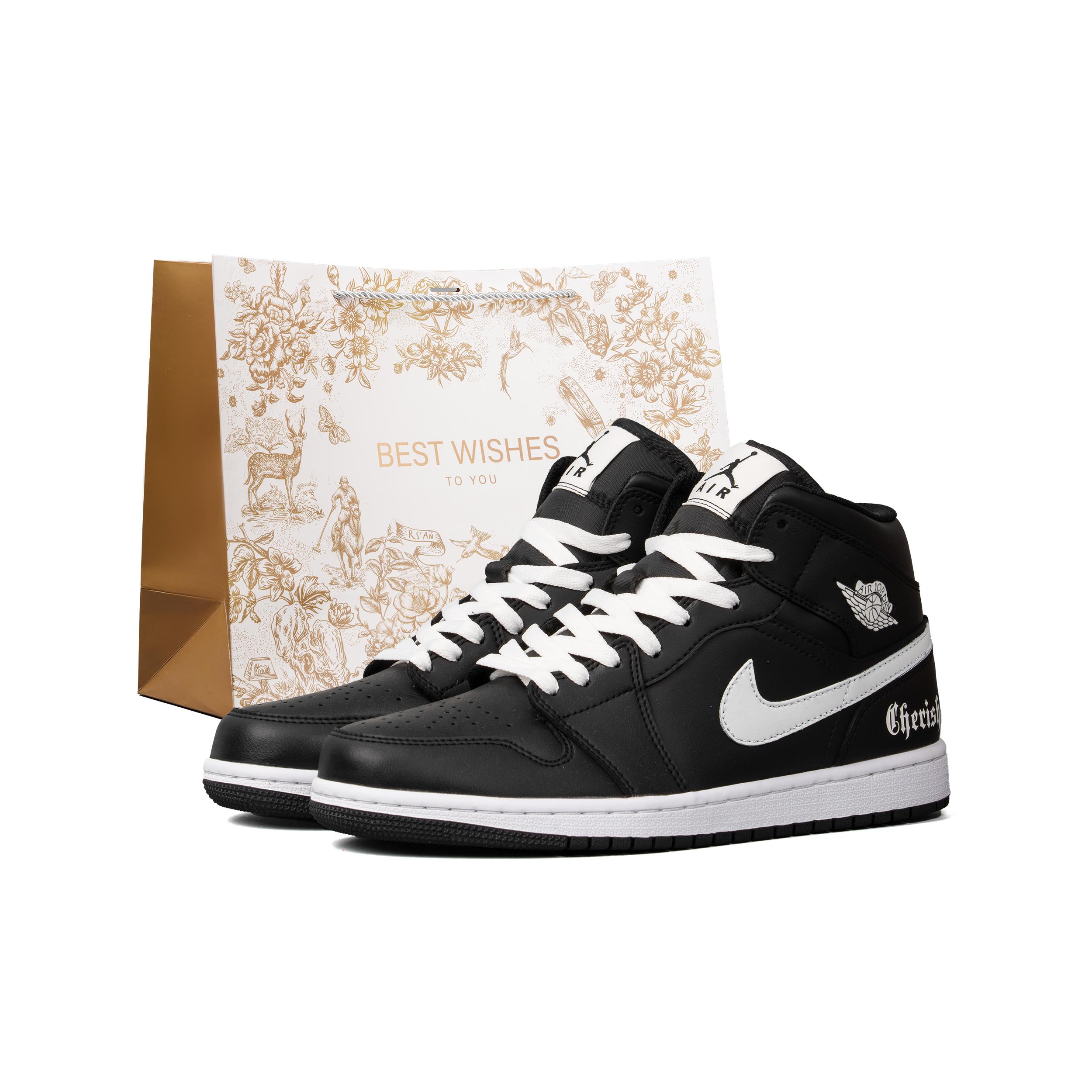 Jordan Air Jordan 1 Cushioning, Wear Resistant Mid top Vintage Basketball Shoes Unisex Black White DQ8426-010(Team1106-SBOX) 44.5
Jordan Air Jordan 1 Cushioning, Wear Resistant Mid top Vintage Basketball Shoes Unisex Black White DQ8426-010(Team1106-SBOX) 44.5