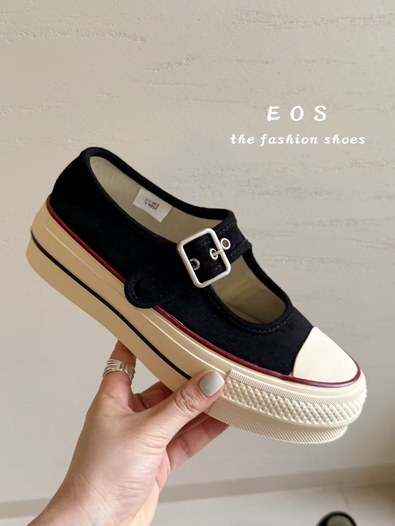 Korean version of one-pedal thick-soled shallow-mouth Mary Jane shoes women s 2025 summer leisure sports canvas shoes one-word buckle single shoes 40 чёрный
Korean version of one-pedal thick-soled shallow-mouth Mary Jane shoes women s 2025 summer leisure sports canvas shoes one-word buckle single shoes 40 чёрный