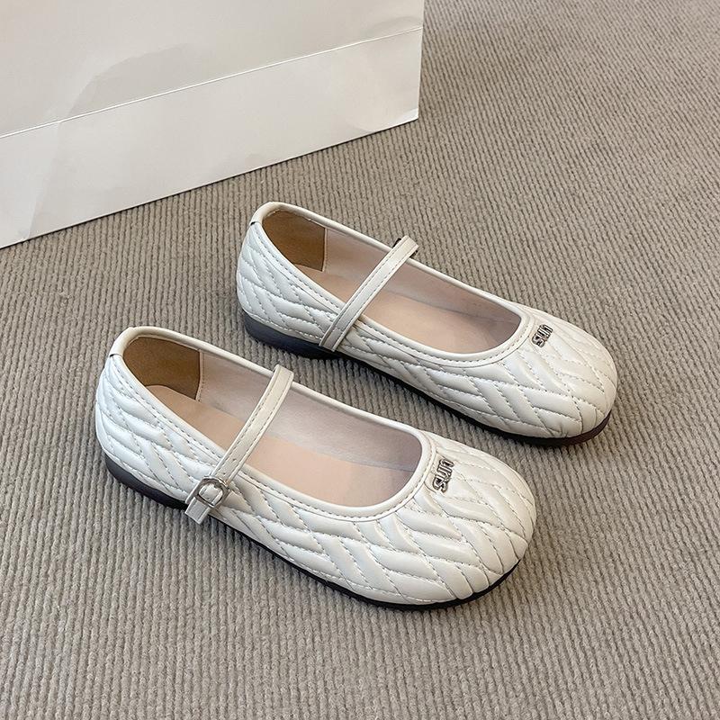 Flat-soled single shoes women s spring and autumn new retro round head Mary Jane 35
Flat-soled single shoes women s spring and autumn new retro round head Mary Jane 35