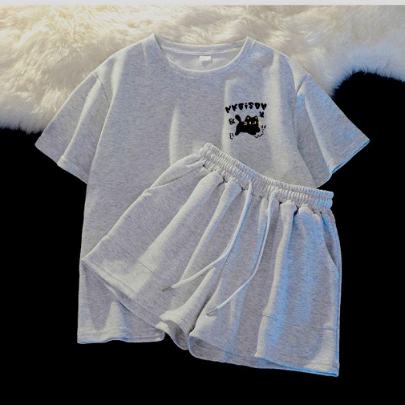 2026 Women s Summer Casual Sports Set: Loose Short-Sleeved Top & Shorts Two-Piece XL серый
2026 Women s Summer Casual Sports Set: Loose Short-Sleeved Top & Shorts Two-Piece XL серый