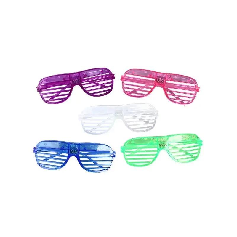 3 Neon Colors LED Luminous Glasses Light Up Eyewear Shades for Christmas Party Mardi Gras Nightclub Birthday Decor Random Color -1PC
3 Neon Colors LED Luminous Glasses Light Up Eyewear Shades for Christmas Party Mardi Gras Nightclub Birthday Decor Random Color -1PC