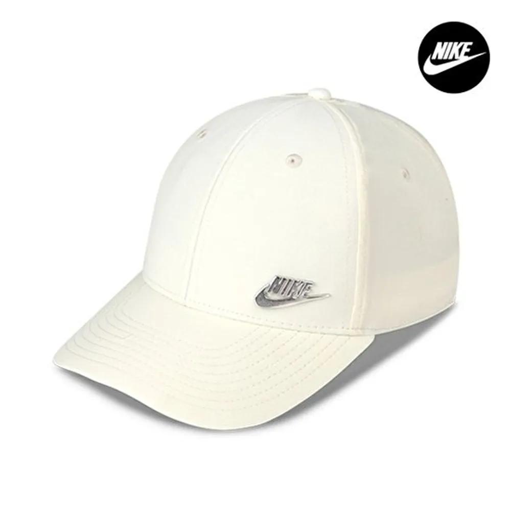 Nike Dri-FIT Club Structure Metal Futura Men s & Women s Baseball Travel Ball Cap FB5371-113 FB5371-113:S/M
Nike Dri-FIT Club Structure Metal Futura Men s & Women s Baseball Travel Ball Cap FB5371-113 FB5371-113:S/M