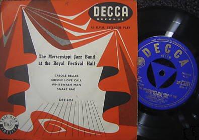 7inch Record MERSEYSIPPI JAZZ BAND At The Royal Festival Hall DFE6251 Decca 1955 UK Jazz Used
7inch Record MERSEYSIPPI JAZZ BAND At The Royal Festival Hall DFE6251 Decca 1955 UK Jazz Used