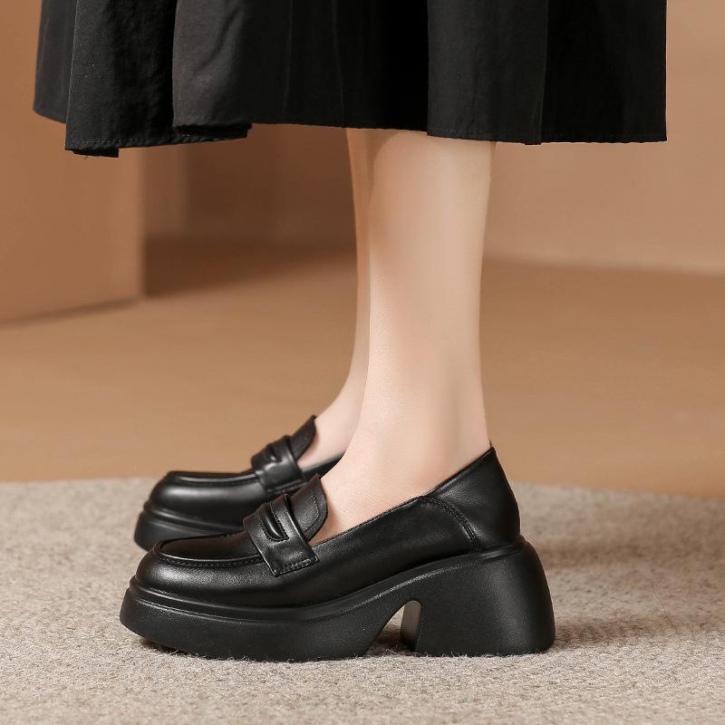 Thick-soled black wind small leather shoes wind student light mouth thick heel muffin women s shoes 34
Thick-soled black wind small leather shoes wind student light mouth thick heel muffin women s shoes 34