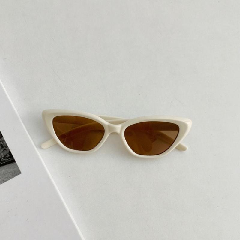Cat Eye Sunglasses Children Retro Fashion Designer Vintage Gradient Sun Glasses Children UV400 Outdoor Kids Shades Oculos De Sol
Cat Eye Sunglasses Children Retro Fashion Designer Vintage Gradient Sun Glasses Children UV400 Outdoor Kids Shades Oculos De Sol