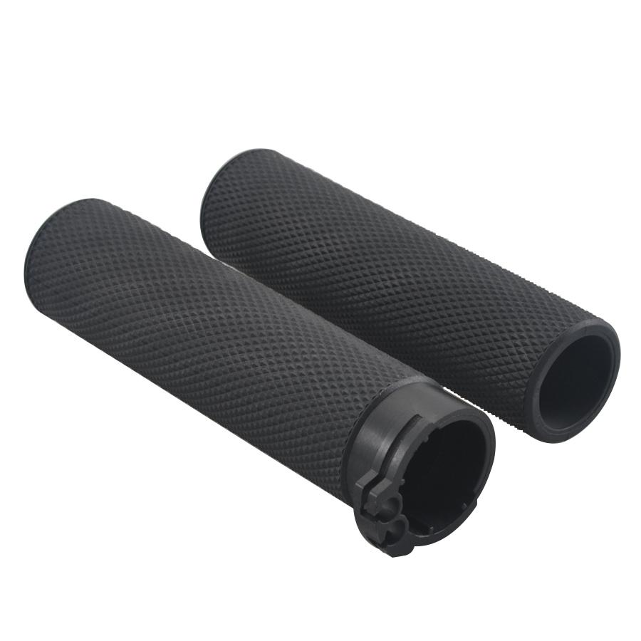 Motorcycle Accessories 1 Pair 1 25MM Handlebar Grips Chrome Black For Harley Davidson All models 1970-Up Honda Yamaha Suzuki
Motorcycle Accessories 1 Pair 1 25MM Handlebar Grips Chrome Black For Harley Davidson All models 1970-Up Honda Yamaha Suzuki