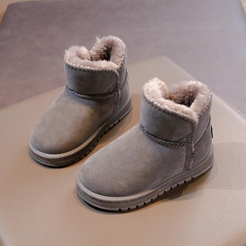 Children s fleece-lined thickened snow boots, new winter model, solid color warm boots for boys and girls 36Inner Length22cm сірий колір
Children s fleece-lined thickened snow boots, new winter model, solid color warm boots for boys and girls 36Inner Length22cm сірий колір