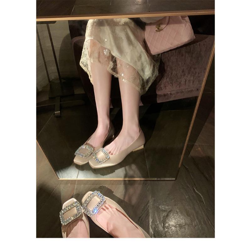 Rhinestone light mouth square head silver with skirt single shoes women s new leather Mary Jane shoes ladyshoes 34
Rhinestone light mouth square head silver with skirt single shoes women s new leather Mary Jane shoes ladyshoes 34