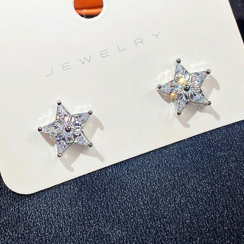 CAOSHI Cute Girl s Star Pierced Earrings Dazzling Zirconia Silver Color Jewelry Ear Stud Trendy Women Versatile Ear Accessories
CAOSHI Cute Girl s Star Pierced Earrings Dazzling Zirconia Silver Color Jewelry Ear Stud Trendy Women Versatile Ear Accessories