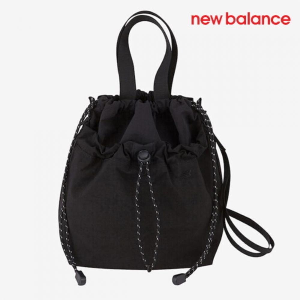 New Balance Back To School Bag C28 Nbgcesw103 19 Light String Crossbody Bag FREE/FREE
New Balance Back To School Bag C28 Nbgcesw103 19 Light String Crossbody Bag FREE/FREE
